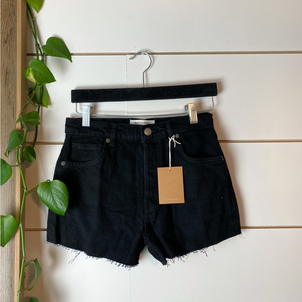NWT Reformation Jeans black denim shorts Sz 30